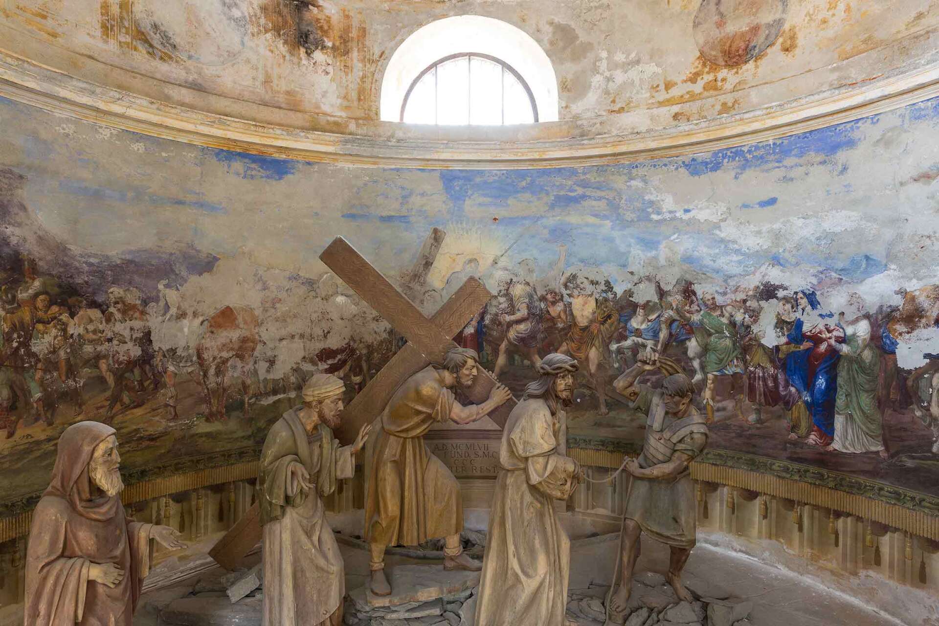 affresco Sacro Monte Calvario prima del restauro