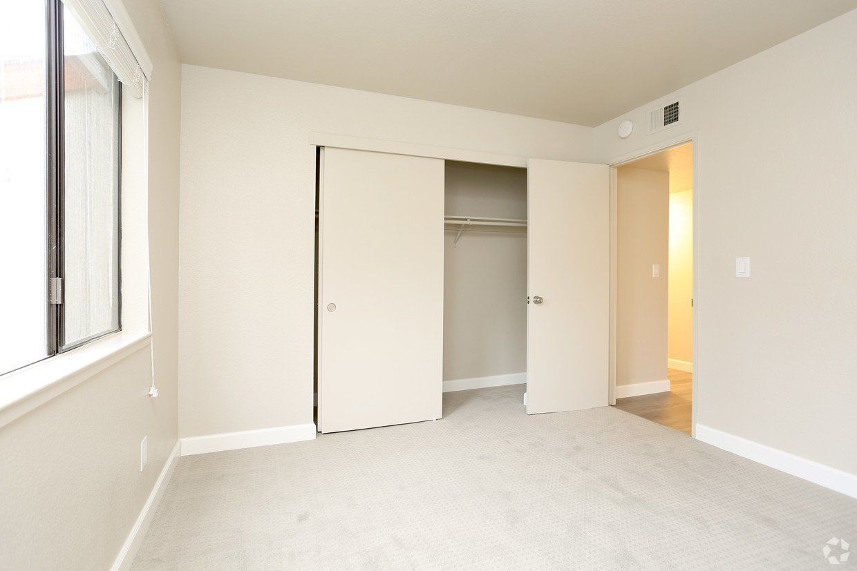 Avondale Apartments