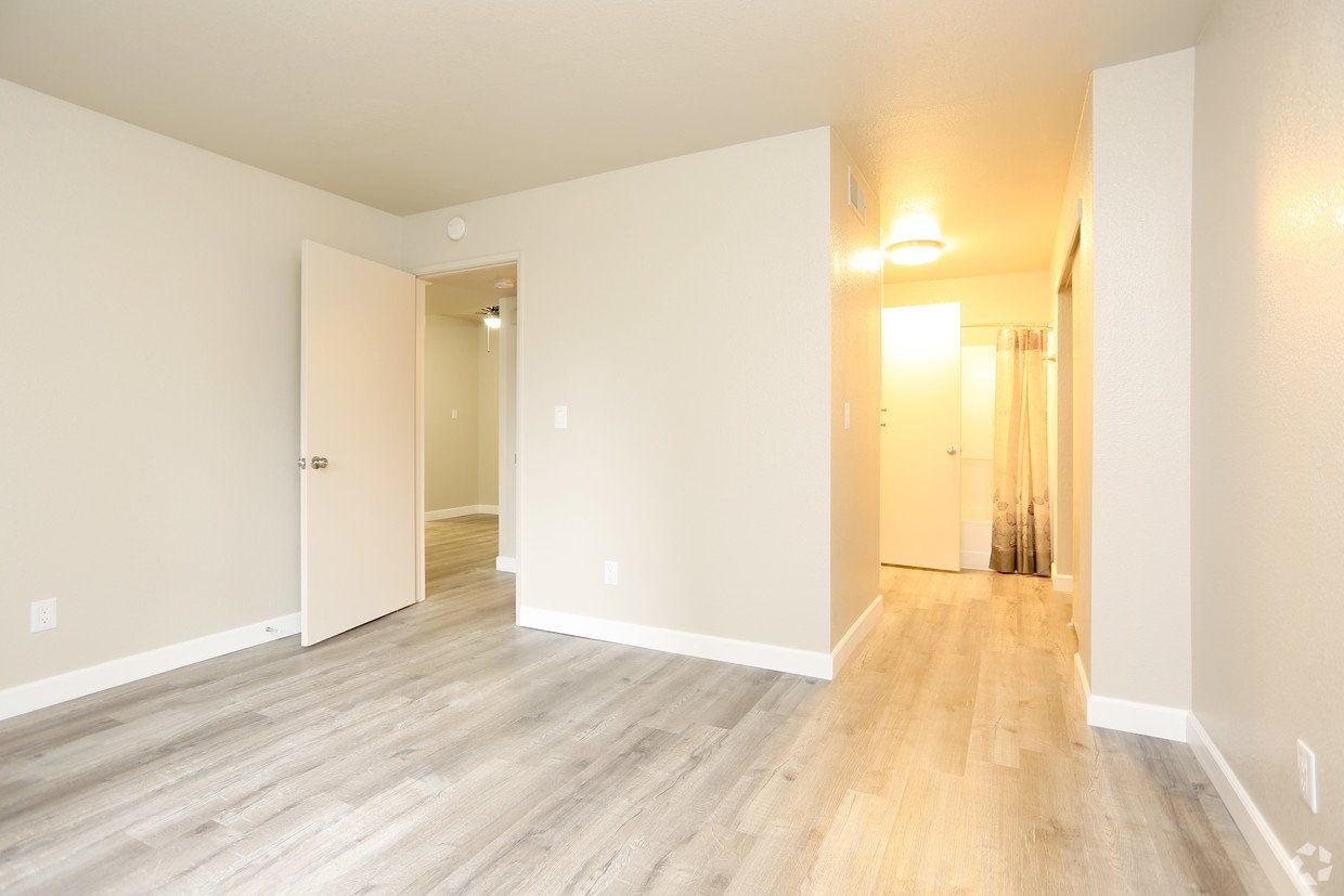 Avondale Apartments
