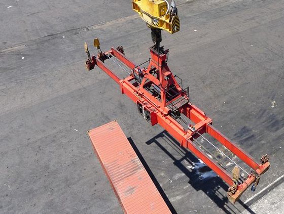 GRU A TORRE E AUTOMONTANTI
