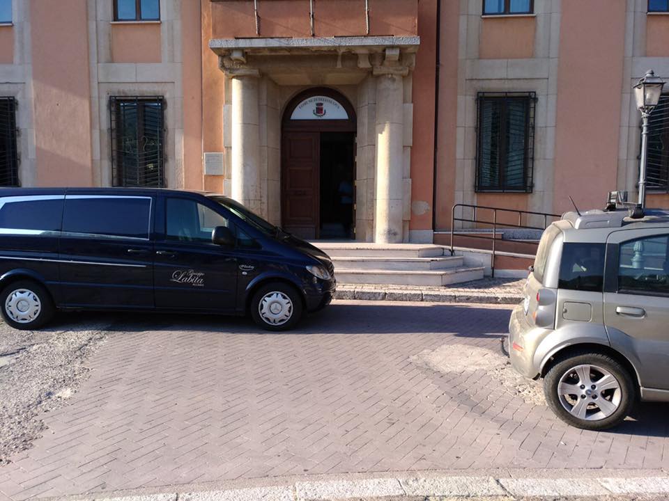 Furgone trasporto feretro