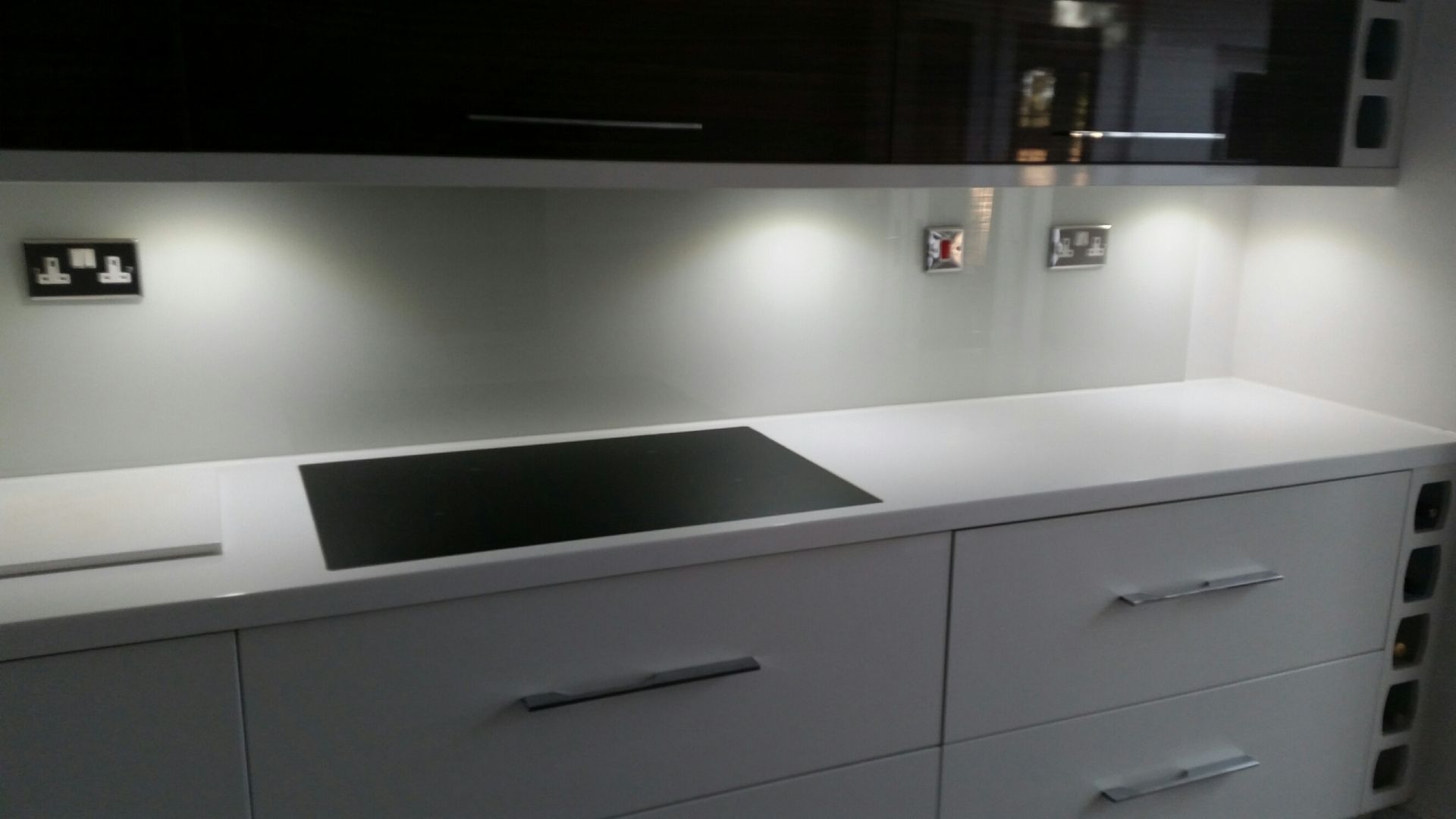 Glass for worktops