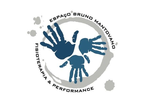 Logo do espaço bruno mantovano mostra três mãos formando um círculo