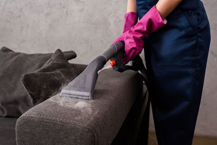 Work Cleaning The Couch — Gallatin, TN — Master’s Touch Cleaning and Restoration
