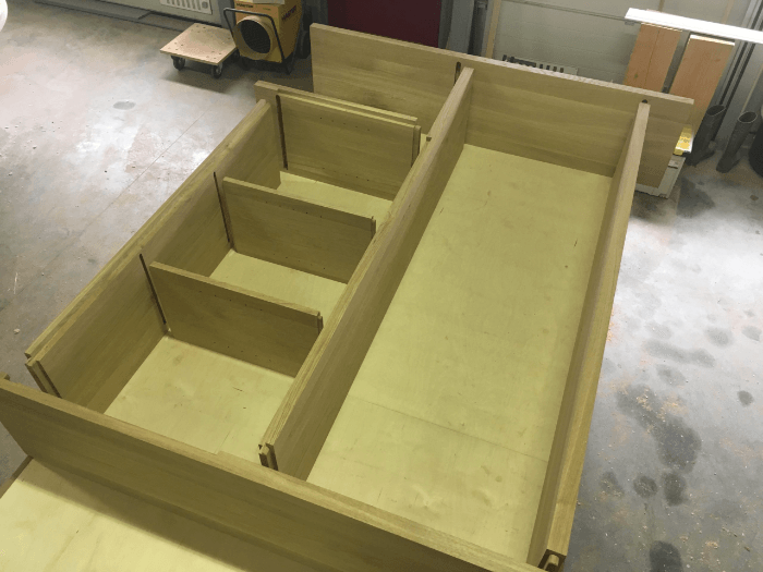 Eiken kast