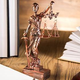 Lady of Justice — Anderson, South Carolina — Allen & Eakes Lady of Justice — Anderson, South Carolina — Allen & Eakes