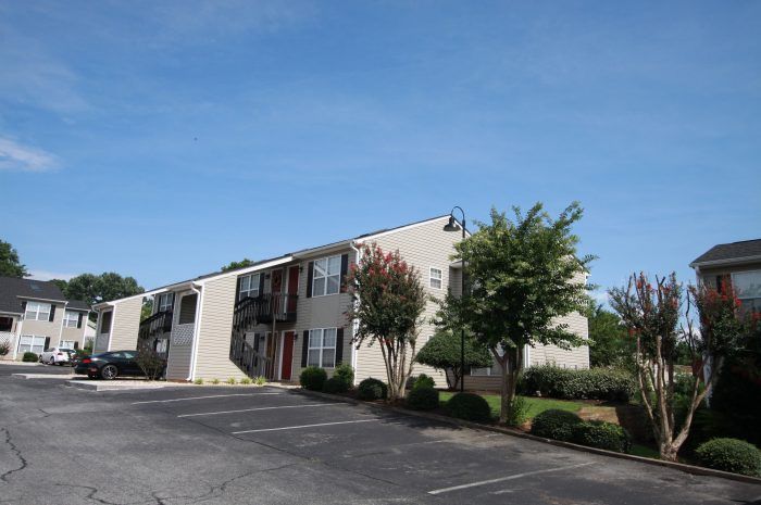 Timber East Apartments Photo
