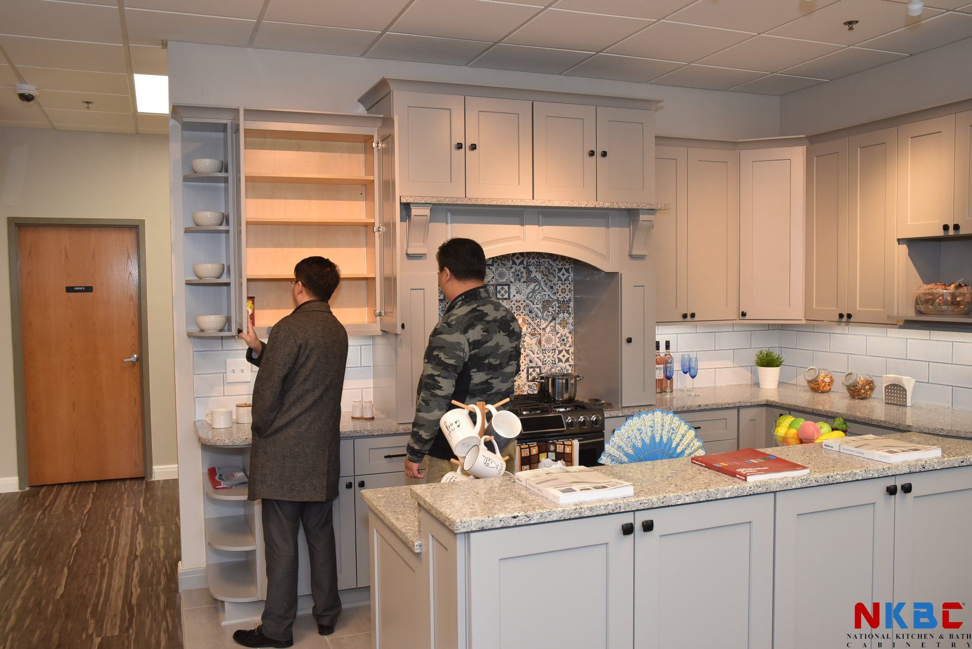 Looking at Kitchen Cabinets