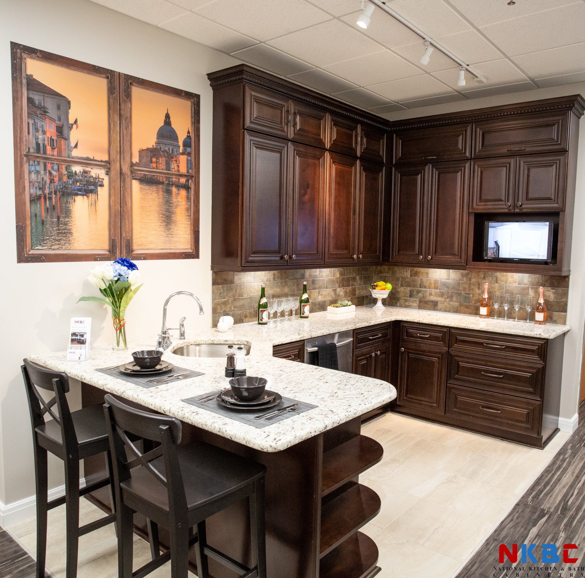 wholesale cabinets in Gary, IN