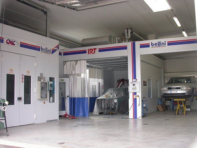 Auto in riparazione