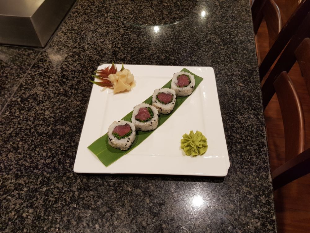 uramaki di tonno