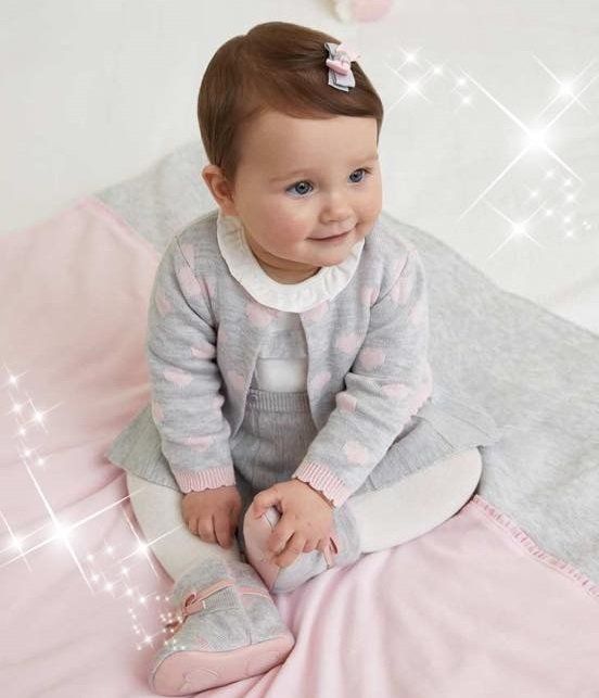 Bimba con abitino