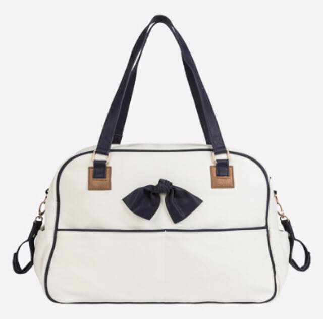 Borsa bianca e nera