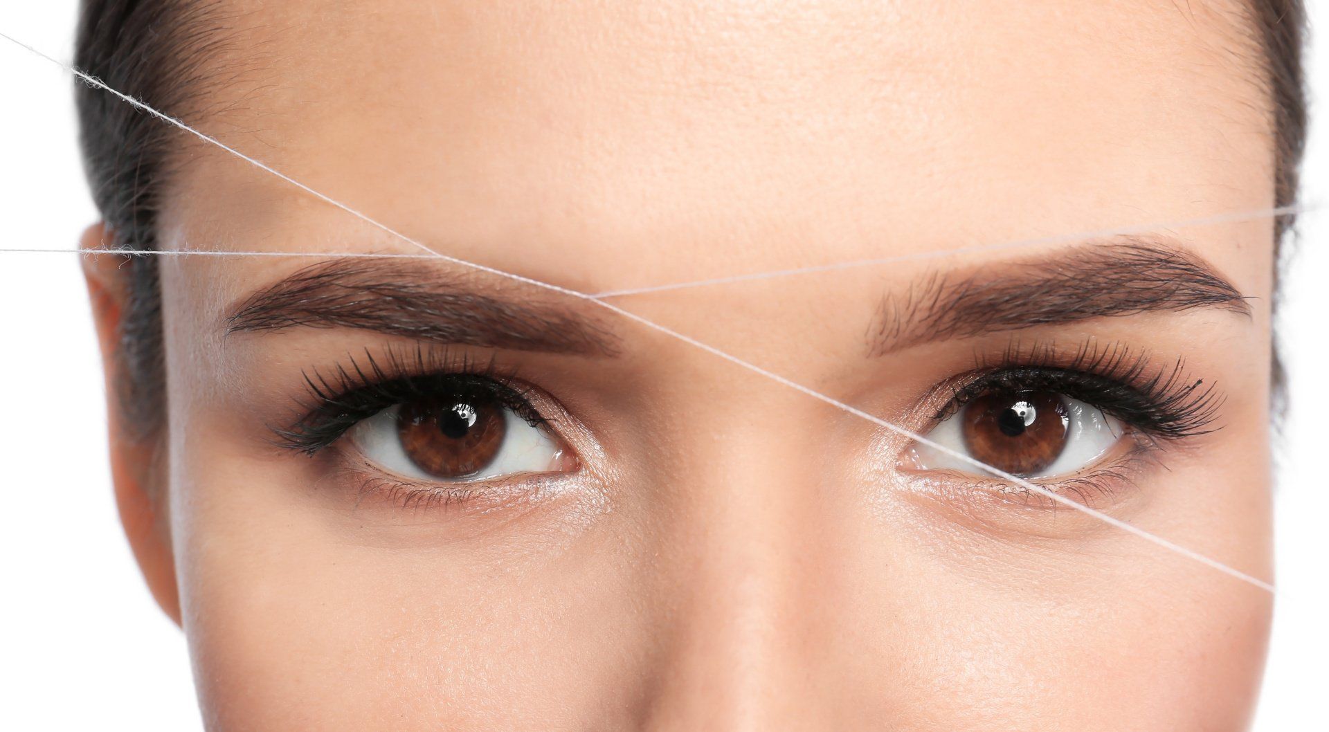 woman eyeborw