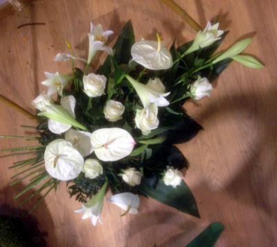 composizione floreale per funerale