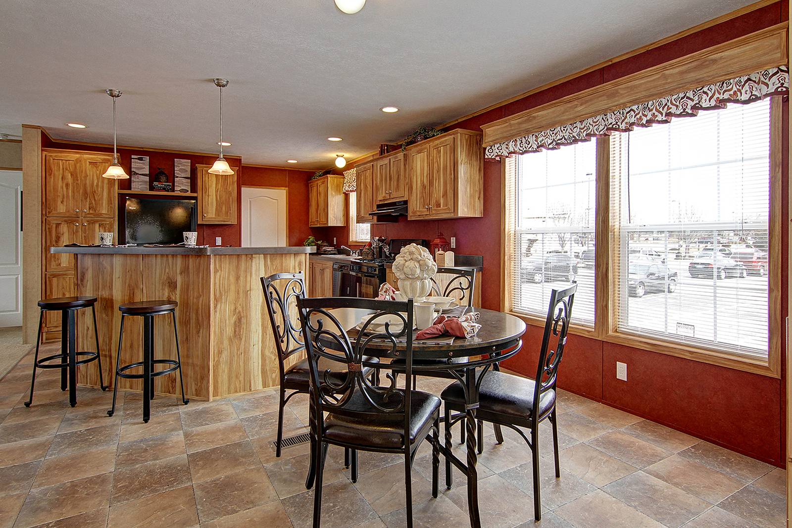 Home Dining Room Interior Options in Lyndonville, VT