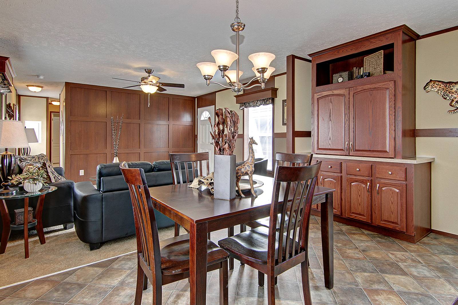 Bean's Homes Dining Room Interior Options in Lyndonville, VT
