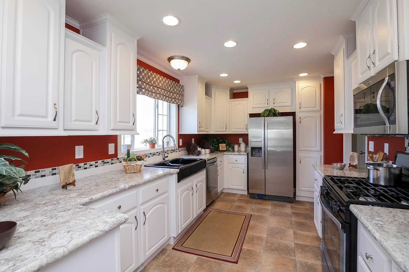 Light manufactured home kitchen option in Lyndonville, VT
