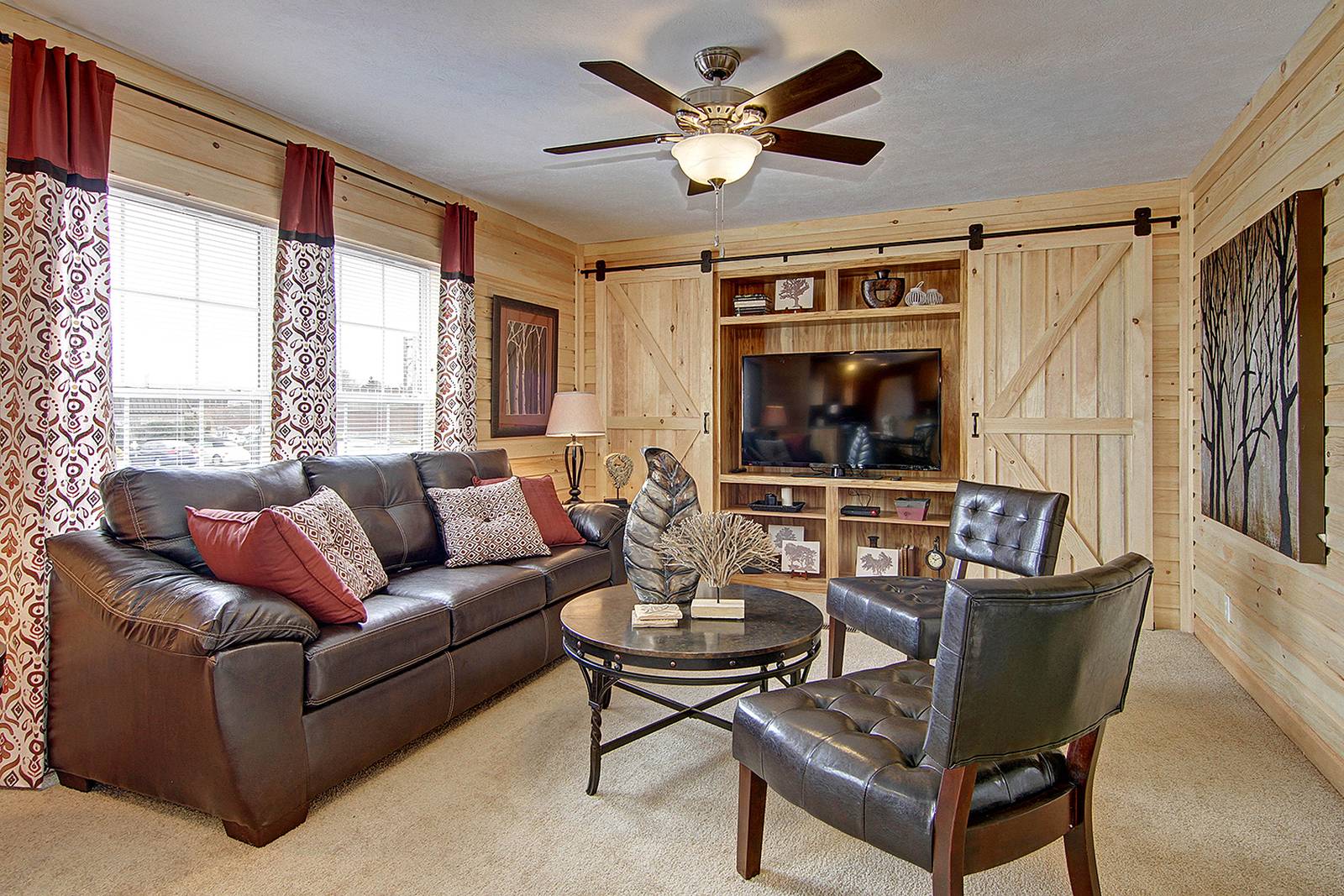 Living room manufactured home options in Lyndonville
