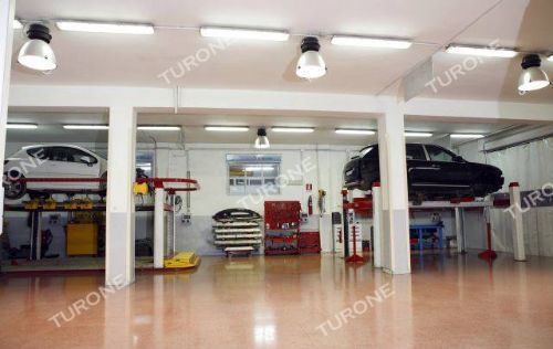 Interno officina 2