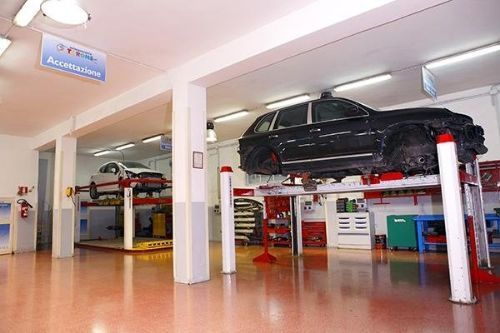 Interno officina