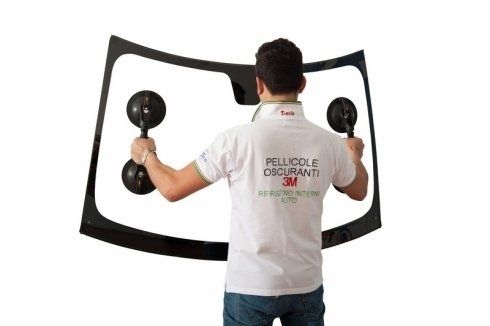 Parabrezza auto