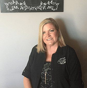 Tracy Collins — DFW Airport, TX — Hair Salon