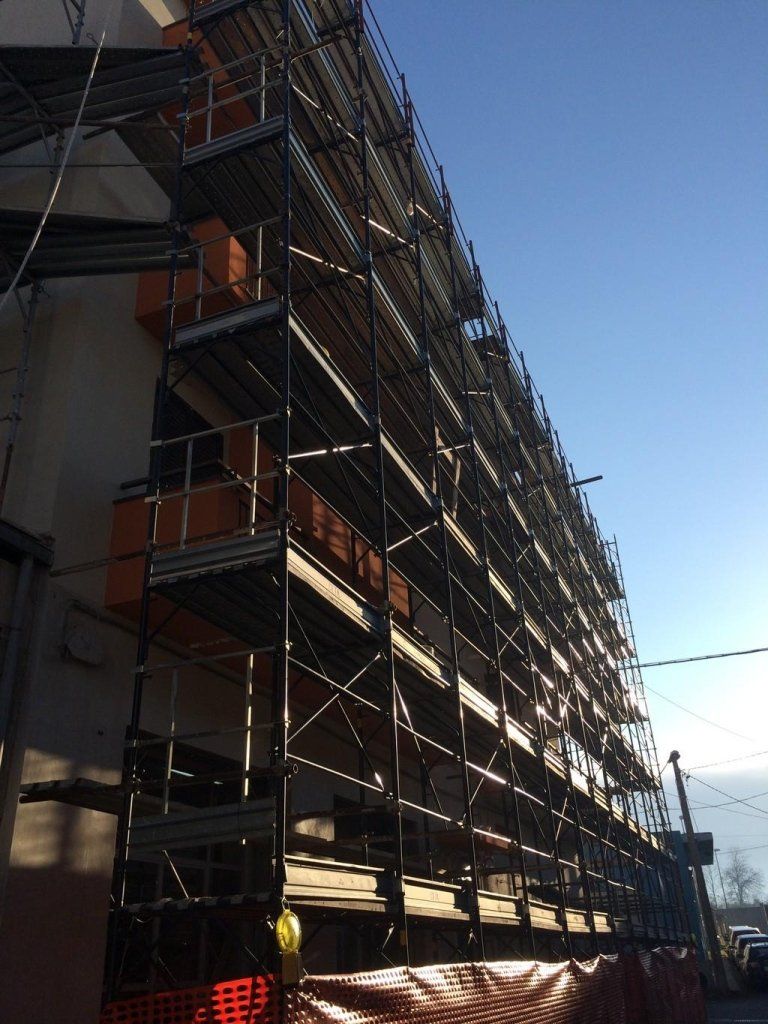 Montaggio ponteggi