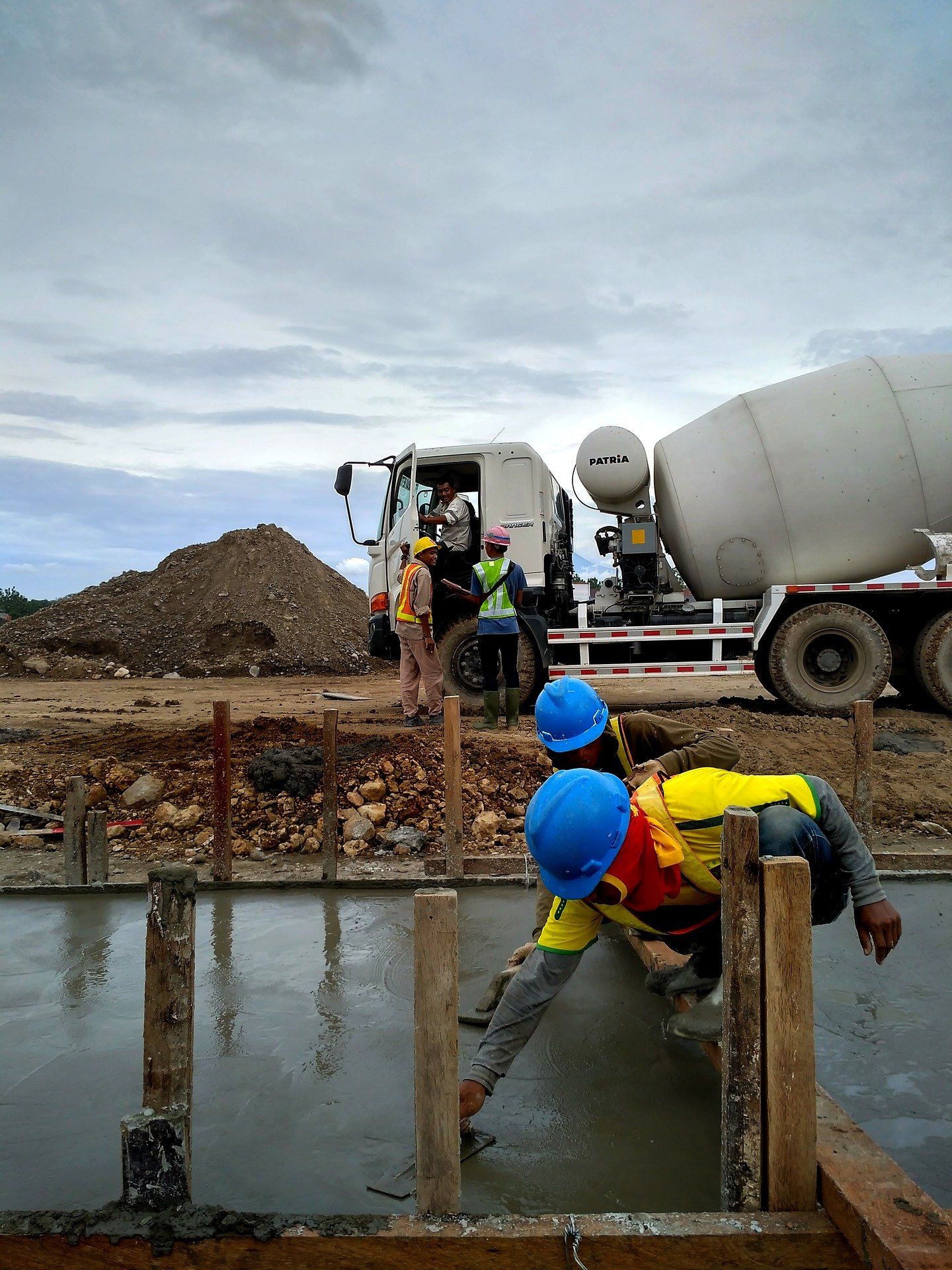 Limestone concrete