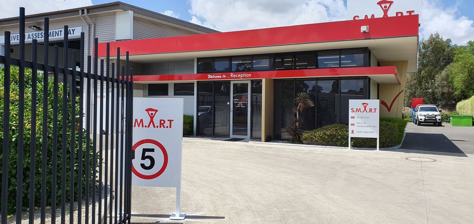 S.M.A.R.T Signage