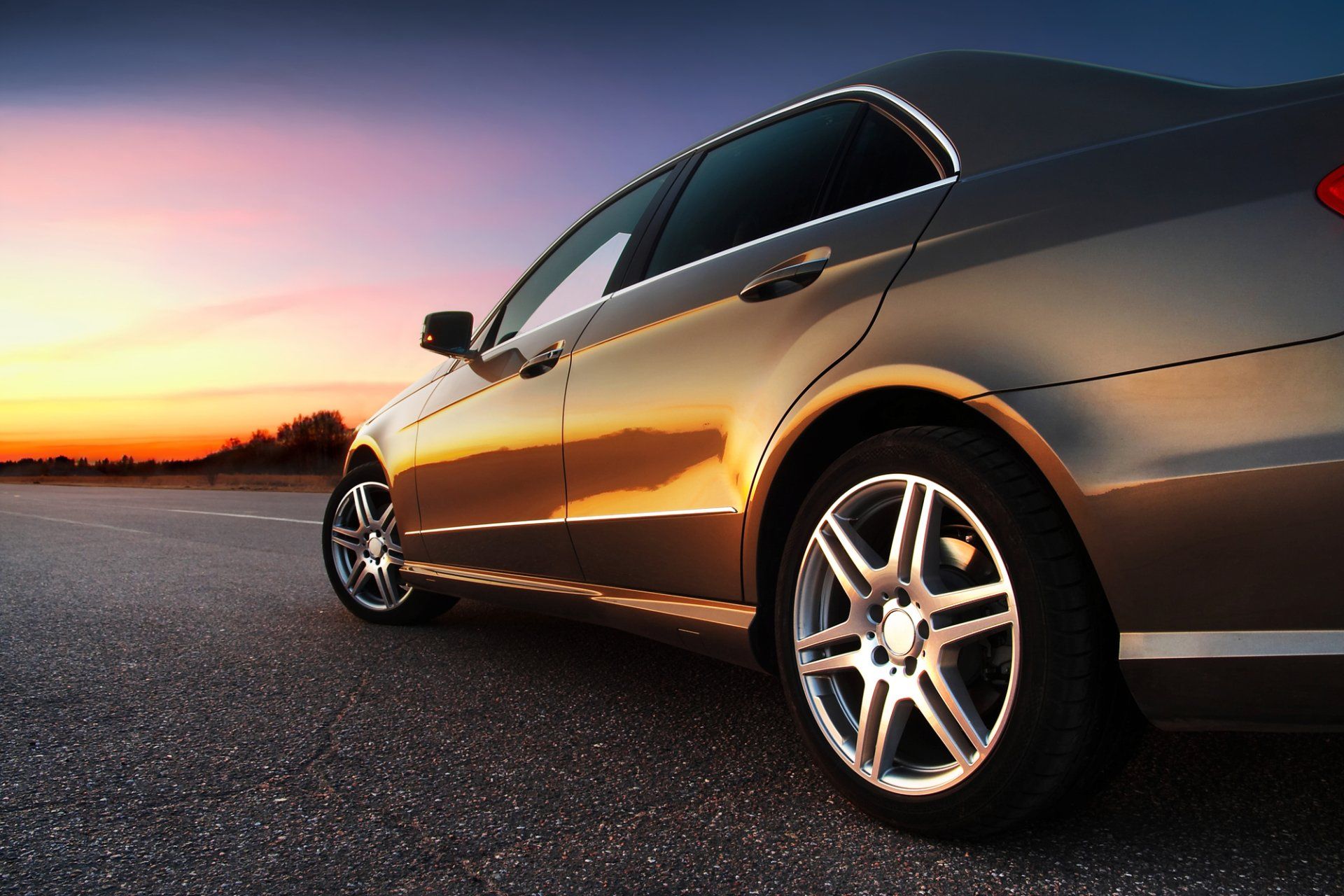 Auto Glass Service in Oxnard, CA | Quiroz Auto Glass