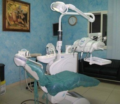 igiene dentale, implantologia, implantologia a carico immediato