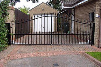Metal work fabrication - Hartlepool, County Durham - Smiley Fabrications Ltd - Industrial fencing