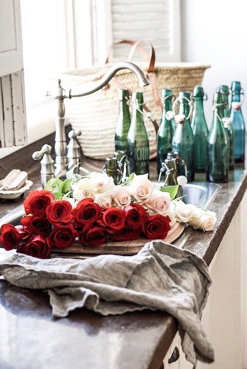 The Vintage Society – Tips To Make Your Roses Bloom Fuller & Longer