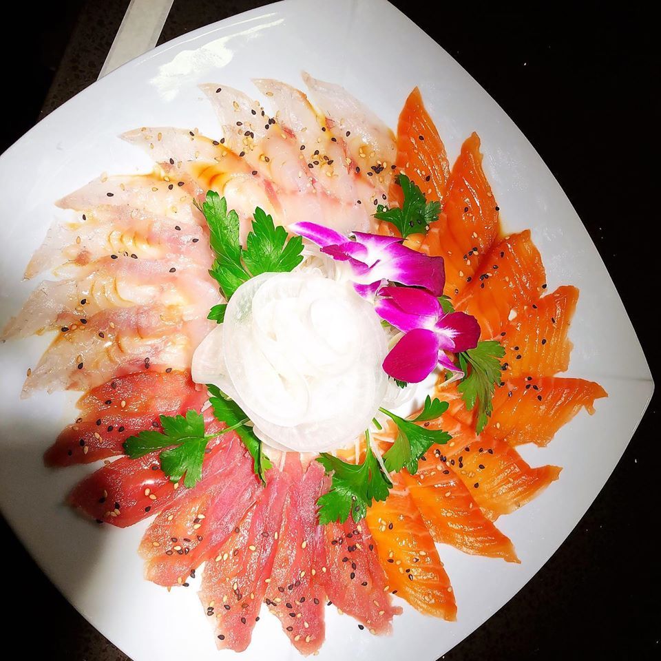 Piatto con sashimi