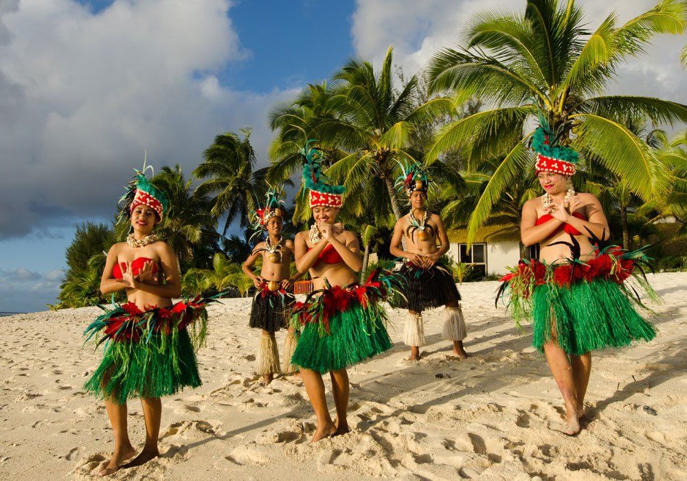 tahitian dancers