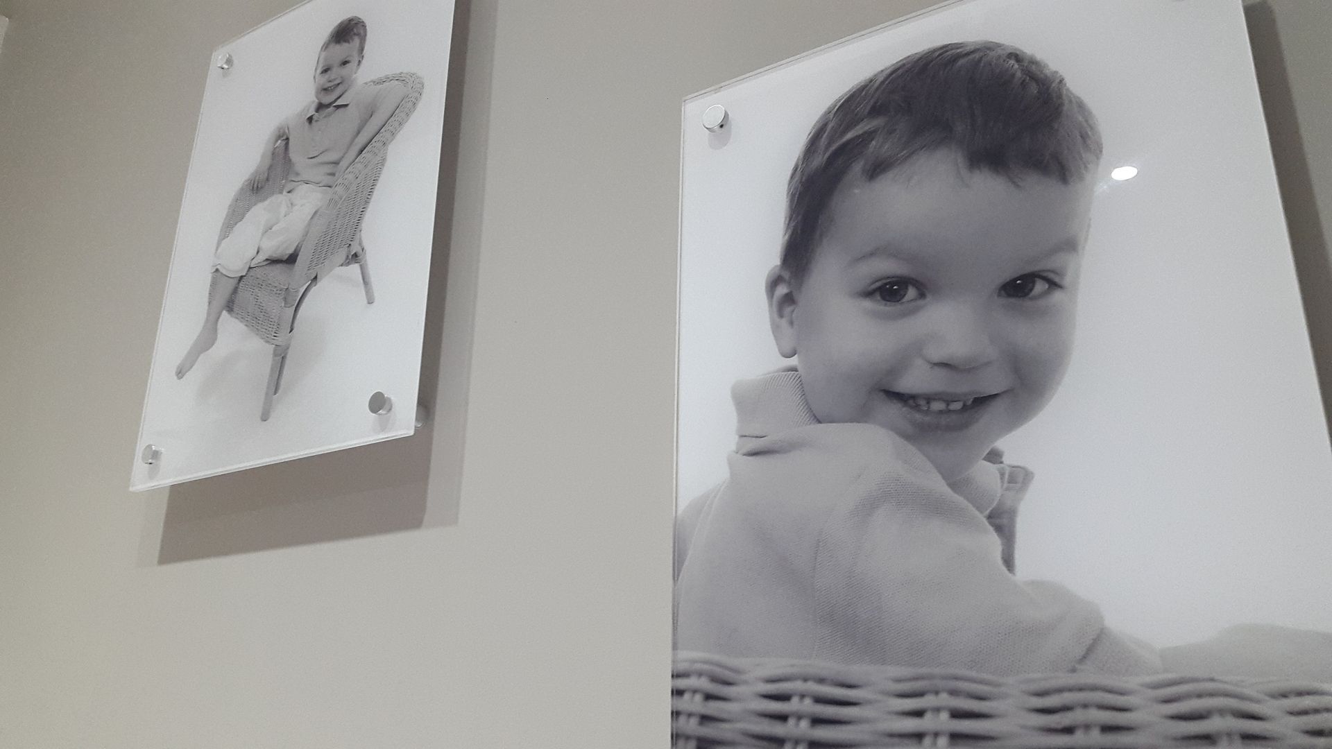 printing on canvas by professional team