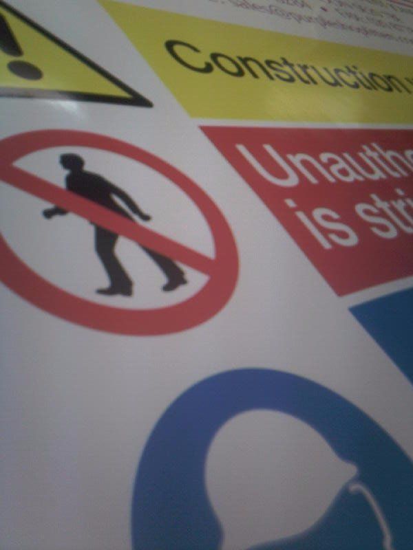 SIgnage showing restrooms