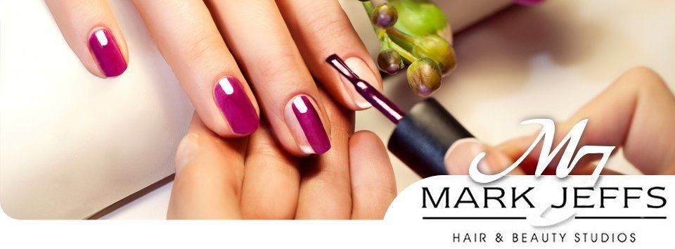 nail painting