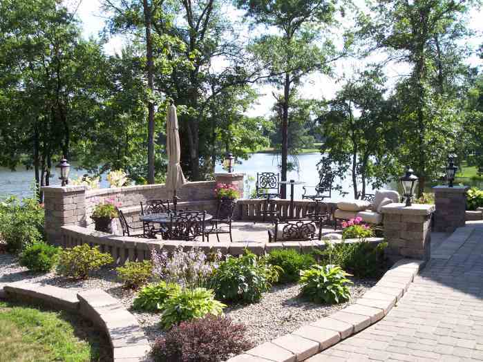 Exterior Designs at Lake Moses — Exterior Resting Area in Marion, IL