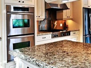 Granite Countertop Showroom for San Leandro Homes