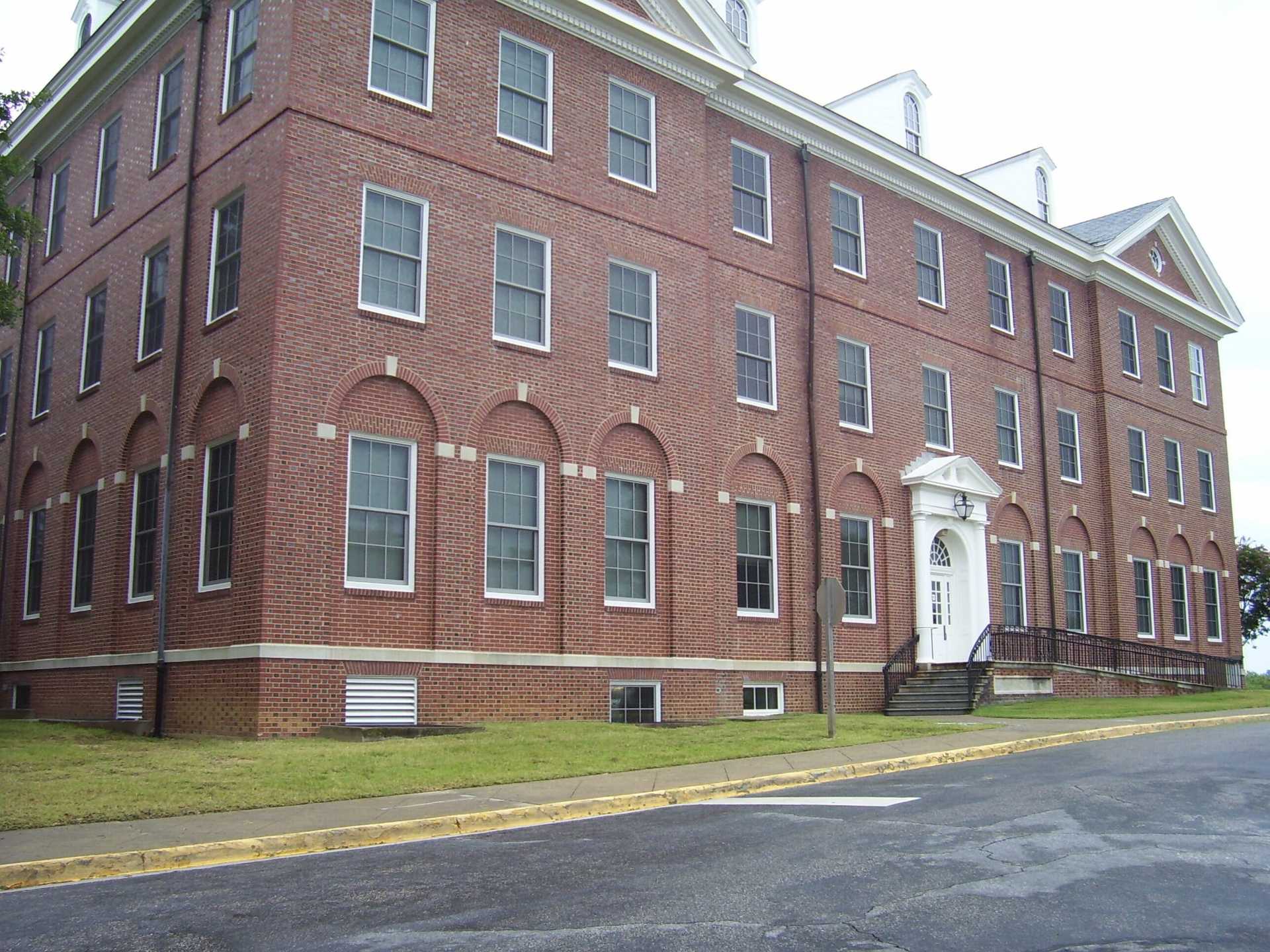 After Window Replacement #2 — Chester, VA — ARW Contracting, Inc.
