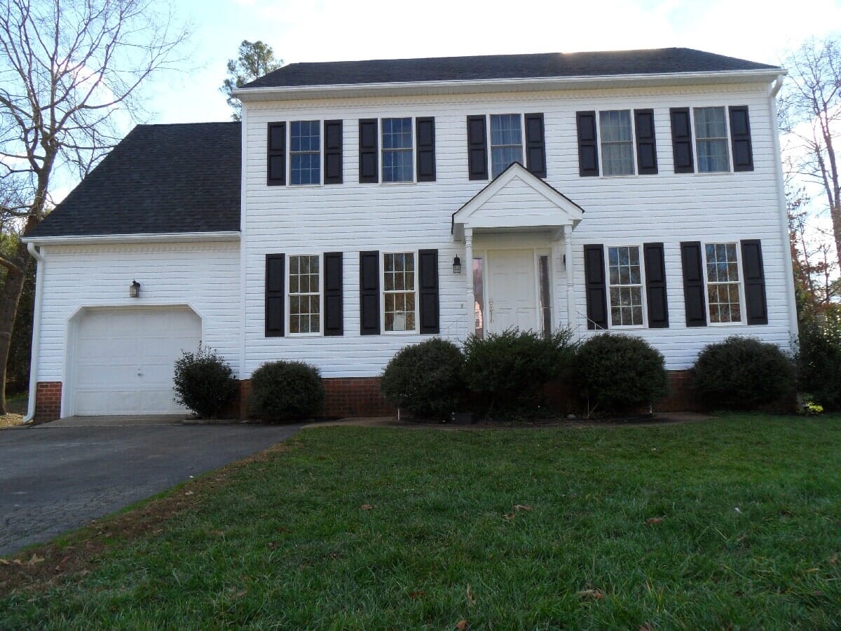 Exterior Renovation #28 — Chester, VA — ARW Contracting, Inc.