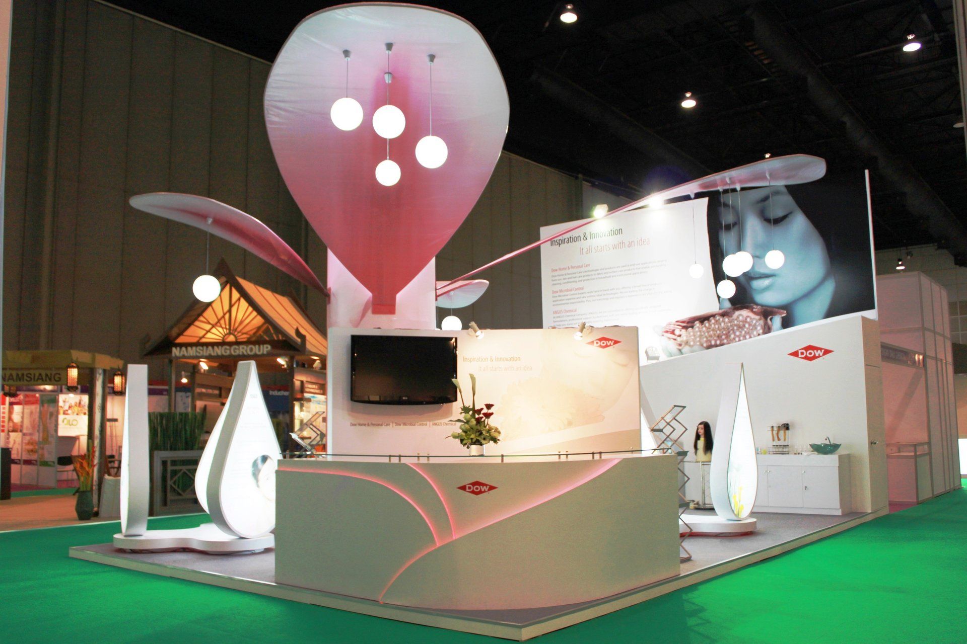Dow Chemical @ in-cosmetics Asia 2010. Booth designed and built by Essential Global Fairs.