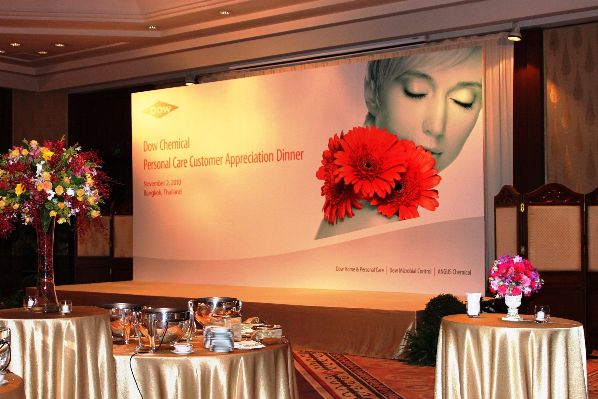 Dow Chemical @ Customer Appreciation Dinner. Designed and built by Essential Global Fairs.