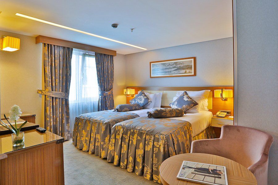 hotel momento special category