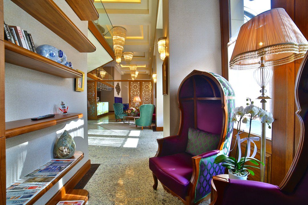 momento hotel karakoy lobby