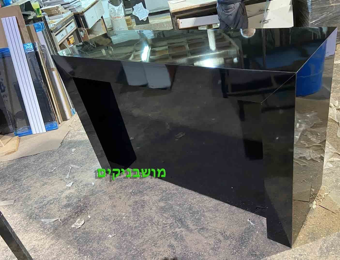 דלפק קופה מבריק שחור