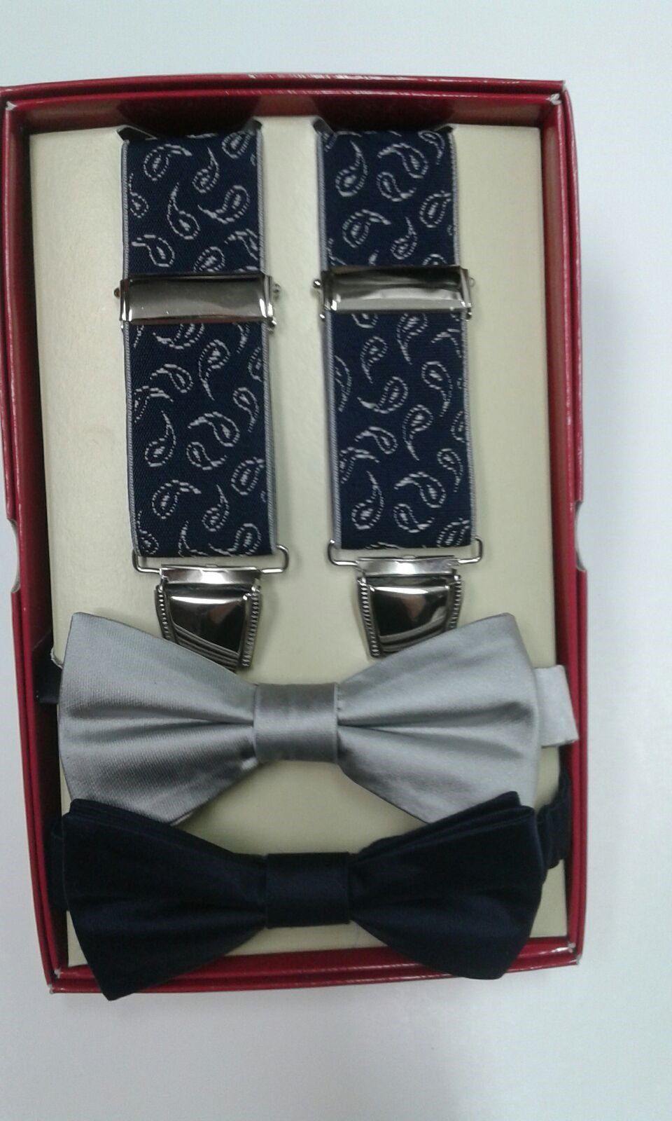 bretelle e papillon