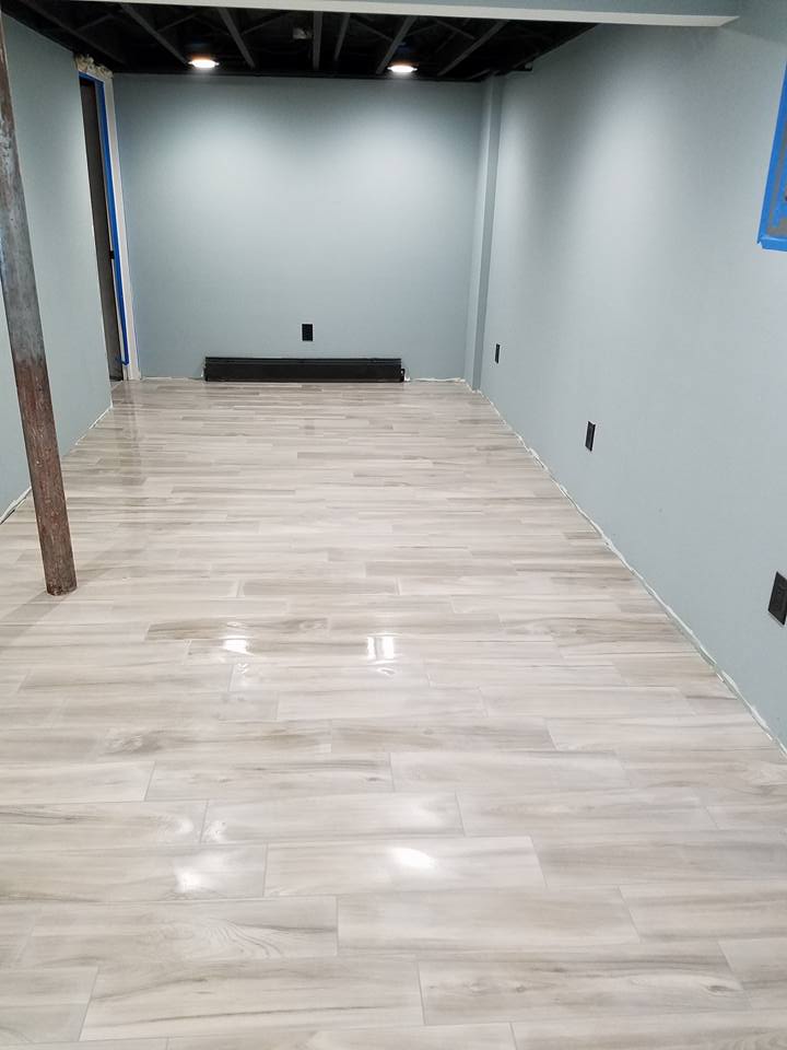 Dining Tile ─ White Kitchen Tile in Bergen County, NJ